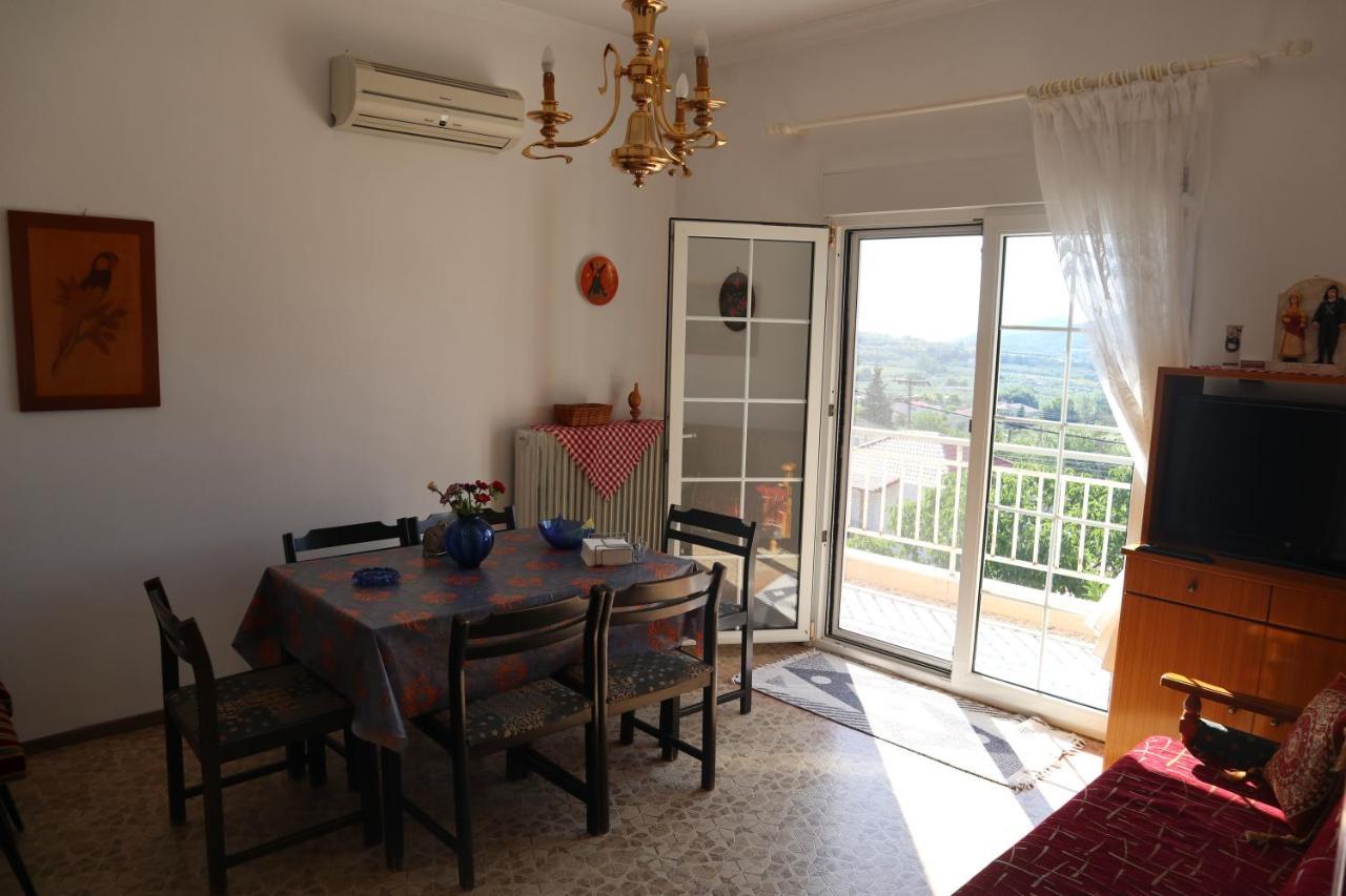 בית נופש Angela House *